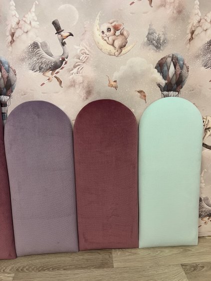 Panel na zeď 20x50 cm ze strukturovaného velvetu - na přání