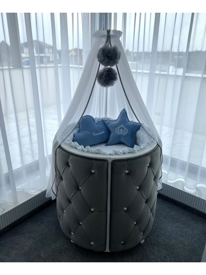 F17E1821 DE0C 4AE5 A0B4 5AB3053ED35D