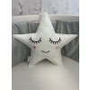 Hvězdička s výšivkou obličeje - na přání  dekorativní polštářek · hvězdička s obličejem · Oval Bed