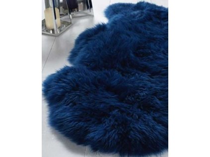 blue sheepskin rug 400x500