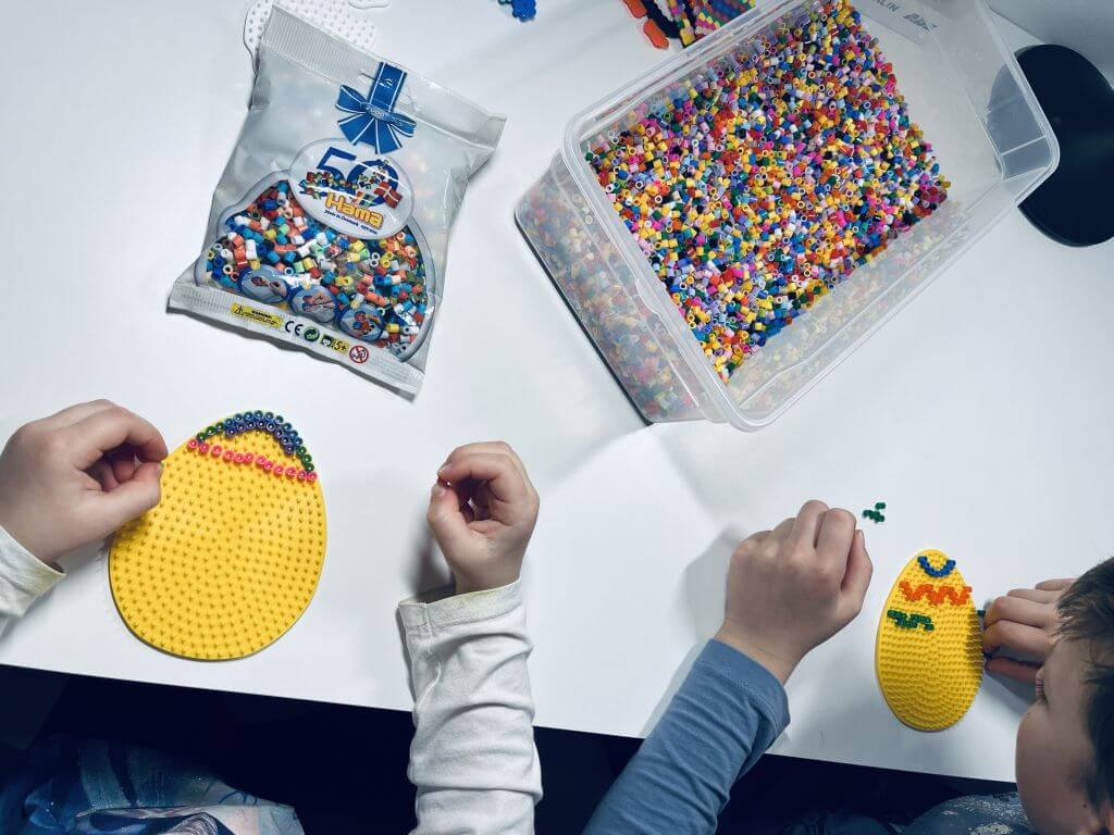 Veľkonočné tvorenie s HAMA zažehľovacími korálkami