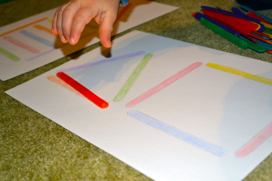 Montessori tvary a farby