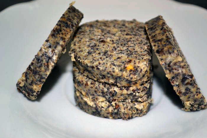 RAW makové koláčiky