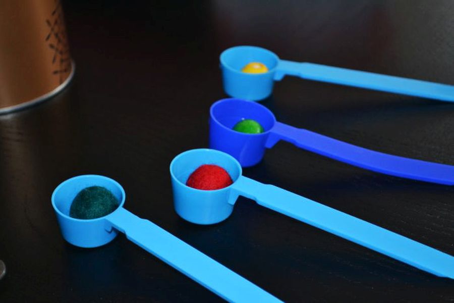 Komu gulička spadne ako prvému?!