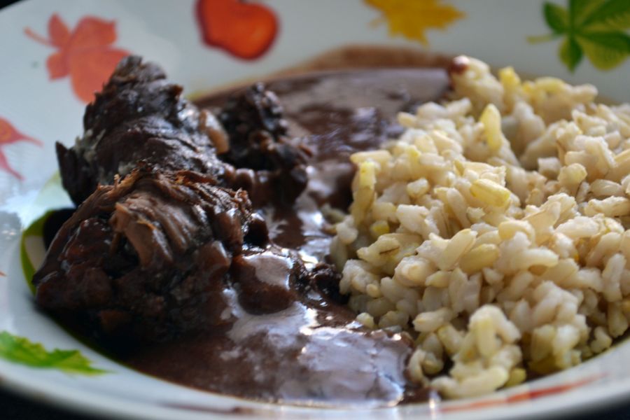 Hovädzie mäso so sušenými slivkami