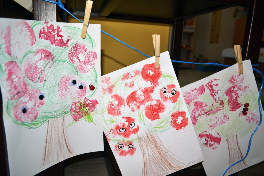 Odtlačky: Strom plný jabĺčok