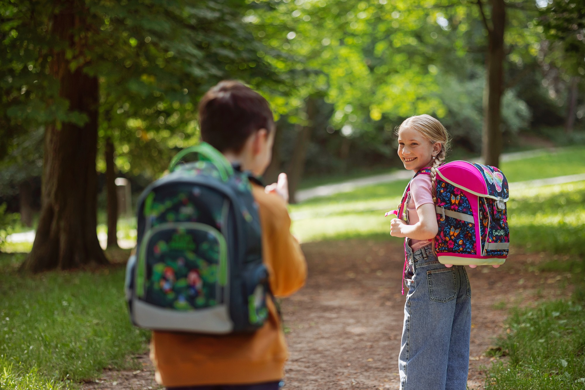Lehké batohy Oxybag - jak nosit batoh, aby byl lehký a pohodlný