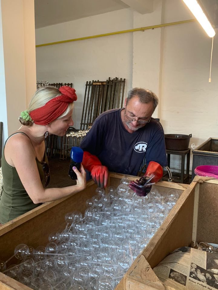 Vrcholí výroba ozdob pro letošní Vánoce