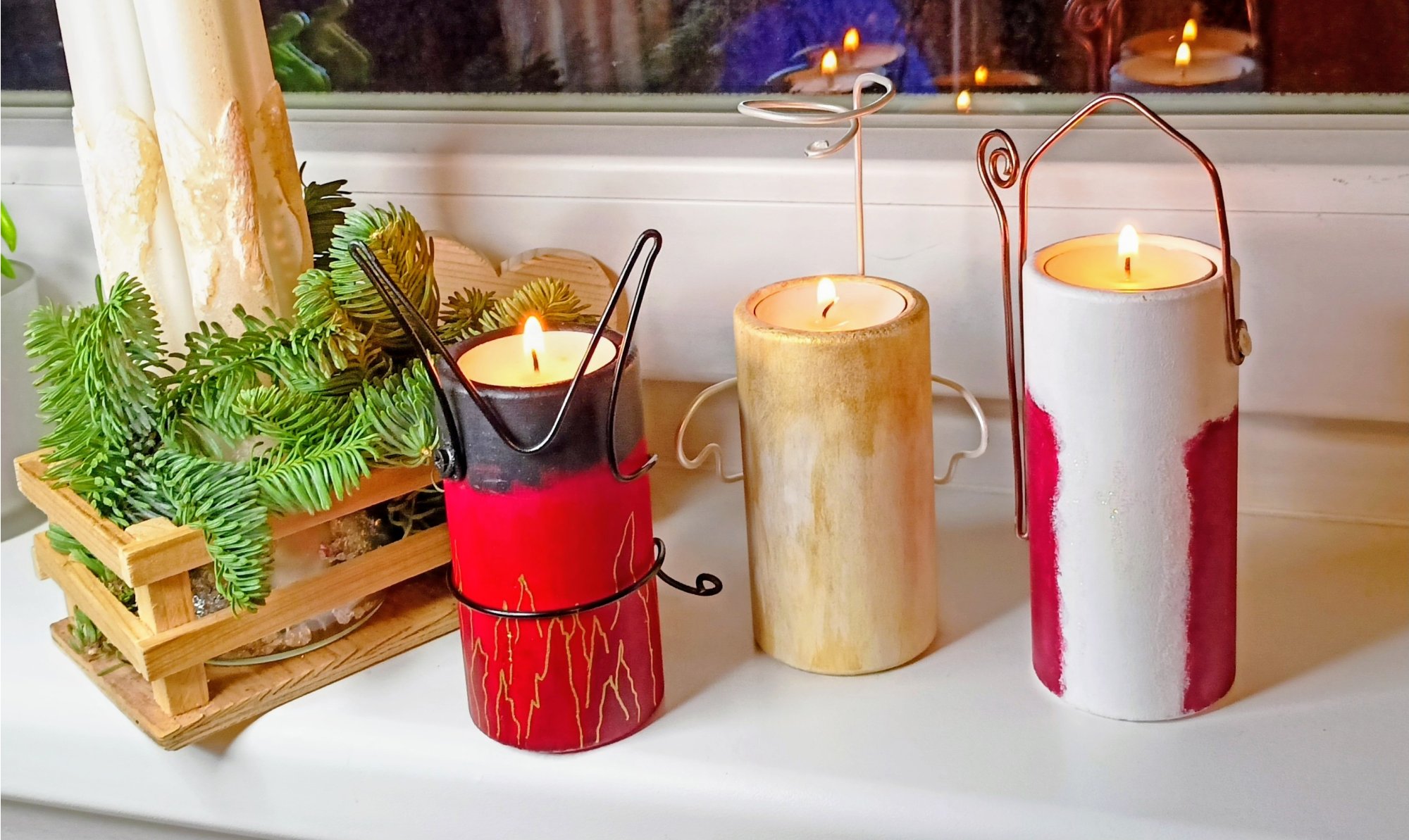 Mikuláš, čert, anděl na kulatém svícnu