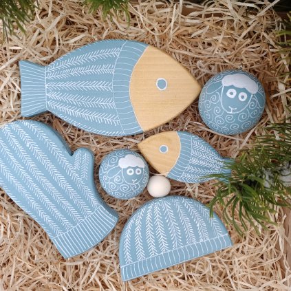 Sada dřevěných ozdob design pletený svetr - v krabičce