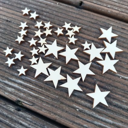 Hvězdičky z přírodnípřekližky - větší a menší ve skupině