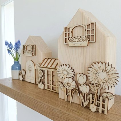 Sada dřevěné domečky s překližkovými výřezy přírodní - zahrada