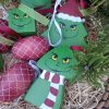 Velká kolekce Grinch a šišky - dřevo, ruční kresba, zelená