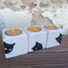 Ddřevěné svícny kostky na čajovou scíčku - s malovanou kočičkou