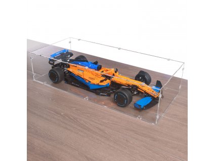 Transparentní box pro McLaren a Mercedes AMG F1 (3)