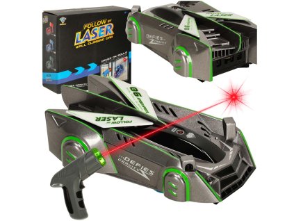 RC laserom riadené auto jazdiace po stene na laserovej šedi
