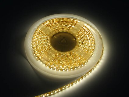 LED szalag meleg fehér 3528 5m/600wodood 5m/600wodood