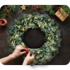 Karácsonyi koszorú 45 cm-es LED fényekkel Plonos 4836