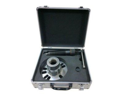 3 part hydraulic hub puller in case