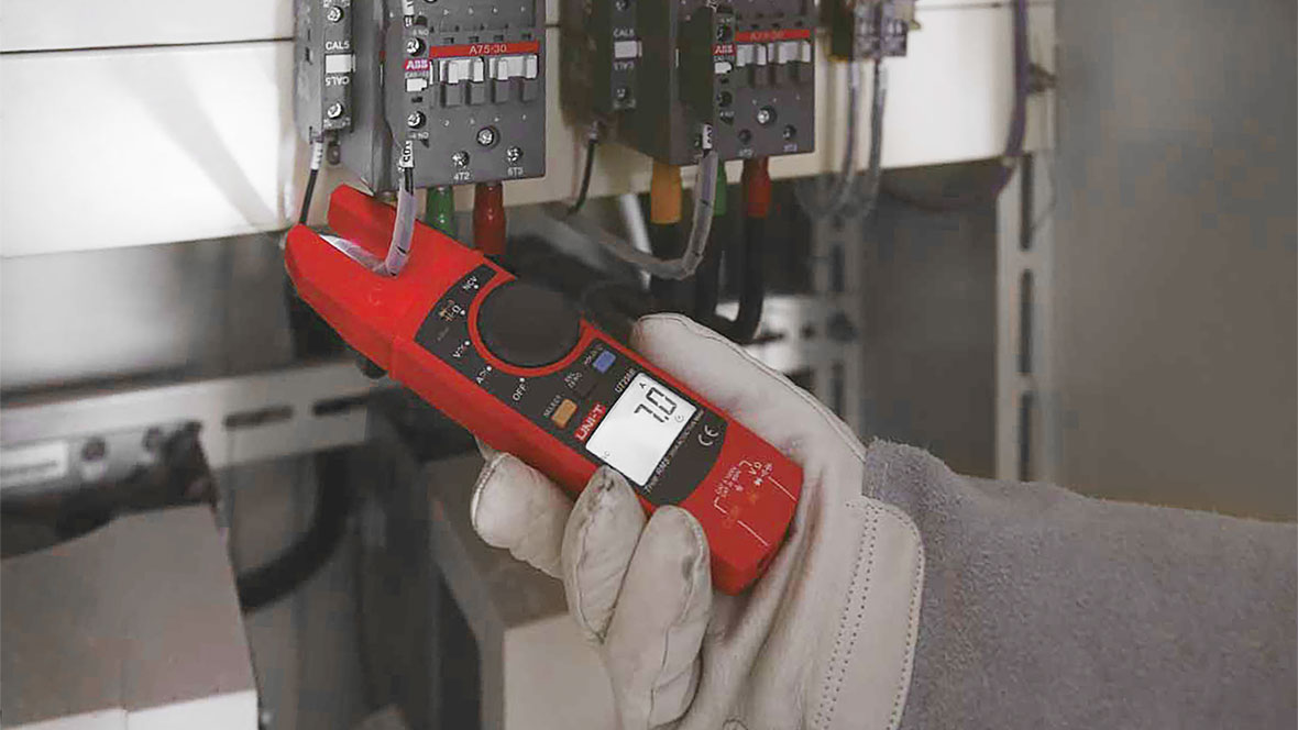 Kliešťový multimeter – ako funguje a na čo slúži