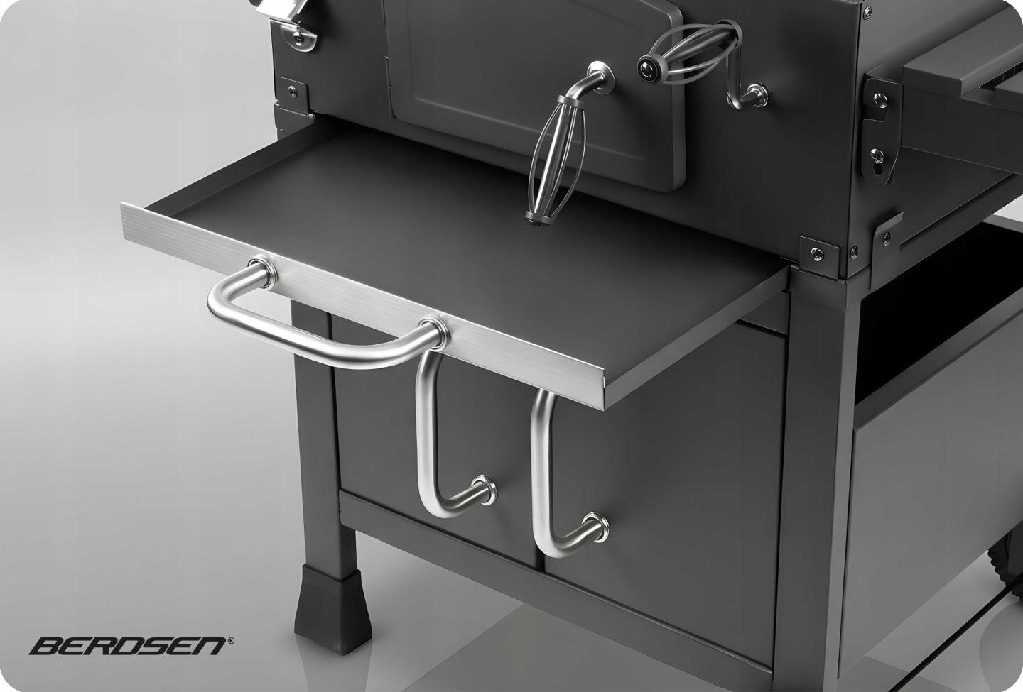 Detail produktu Záhradný gril na drevené uhlie s poklopom, komínom a liatinovým roštom Berdsen BD-893 J-389300