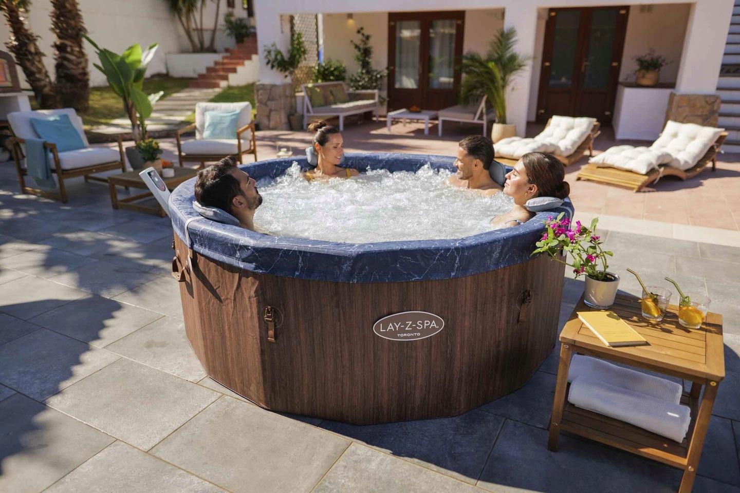 Nafukovacia vírivka Bestway Lay-Z Spa Toronto pre 5 až 7 osôb 190 × 190 x 70 cm J-6001W