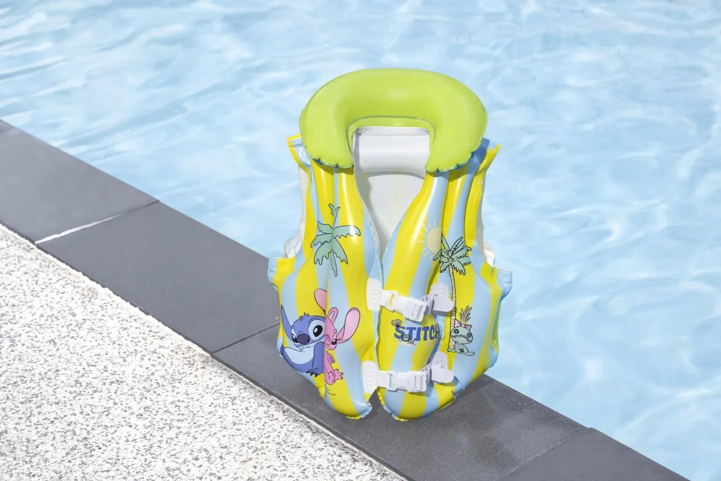 Detail produktu 9: Vesta na učenie plávania Lilo a Stitch M/L Bestway 51 x 46 cm 9104R