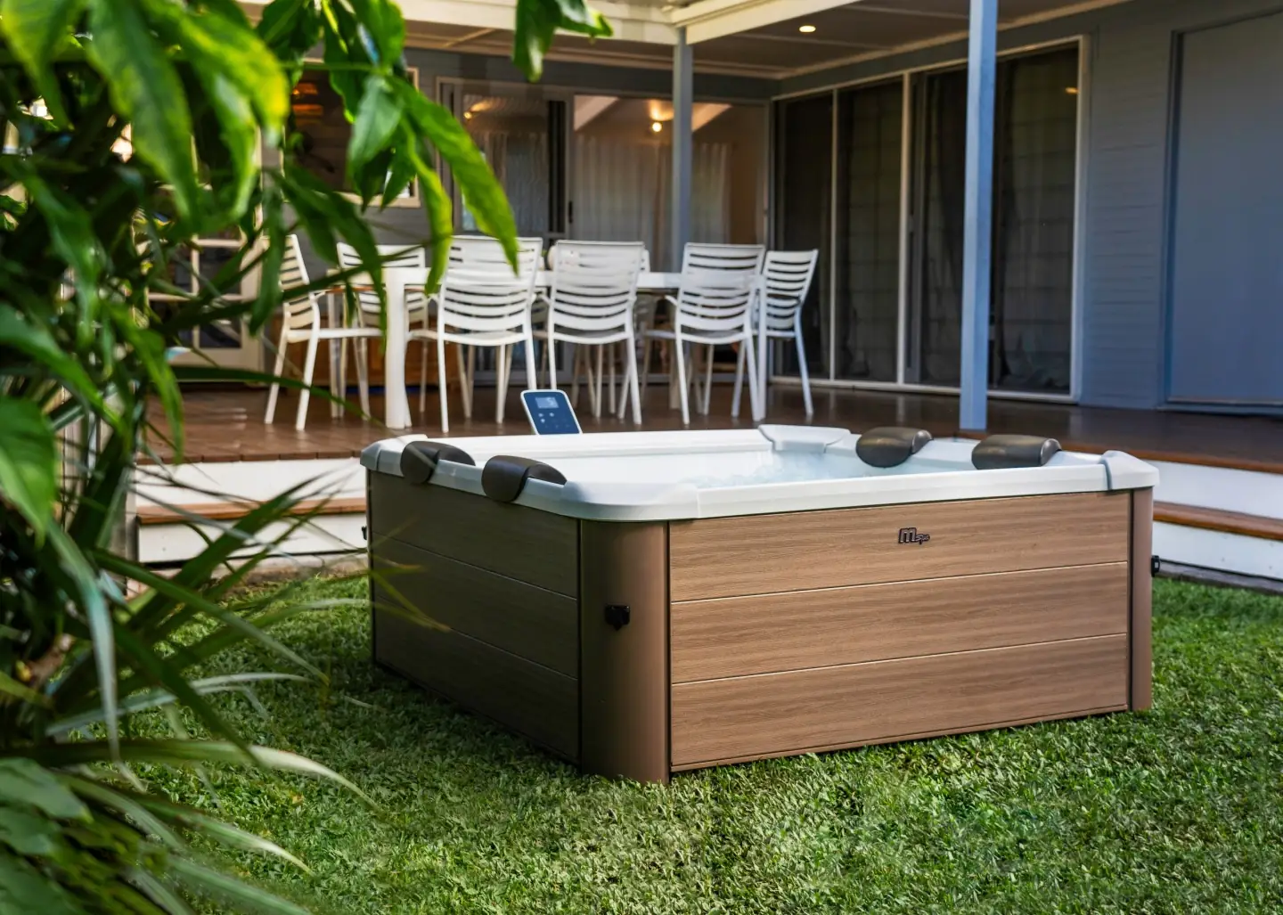 Detail produktu 2: Celoročné panelové SPA s hydromasážou Amber pre 6 osôb, mSpa LED WiFi