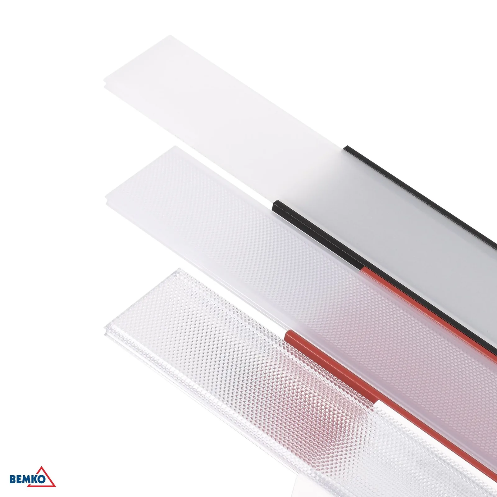 Luxmena LED lineárne svietidlo 112 cm 30 W 4000 K strieborné BM-C27-QLS-112A-30B-840B-9006A-1A