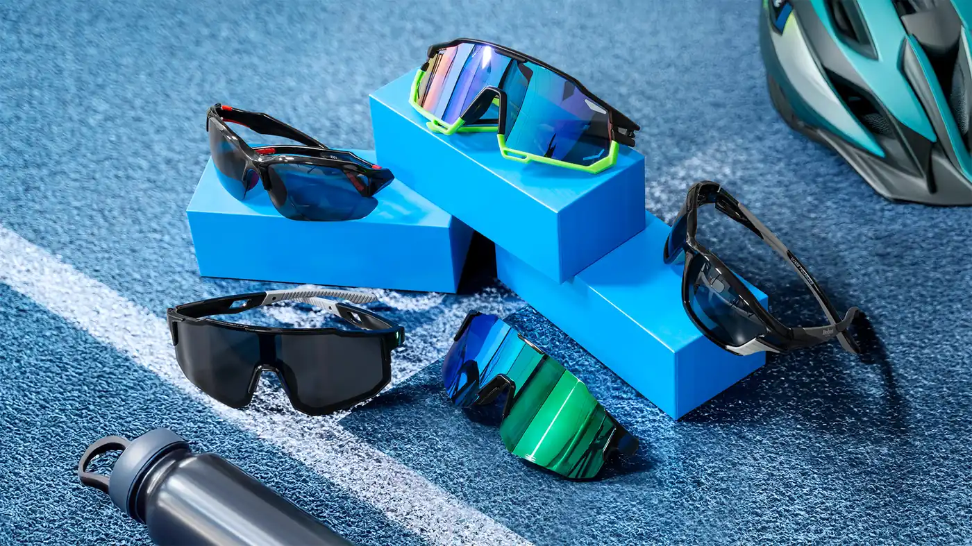 Polarizačné športové slnečné okuliare Rebel Active L-RBA-7102-BK
