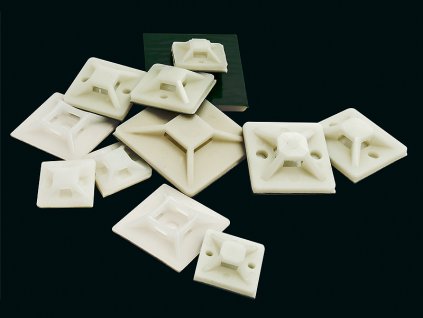 Samolepiaca štvorcová podložka 19x19 mm biela