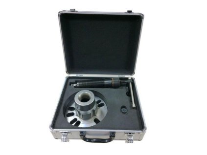 3 part hydraulic hub puller in case