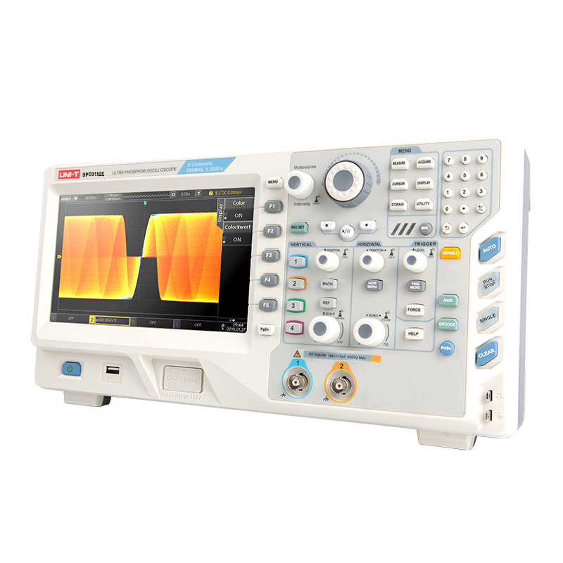 Osciloskop Uni-T UPO3152E s ultrafosforovým displejom