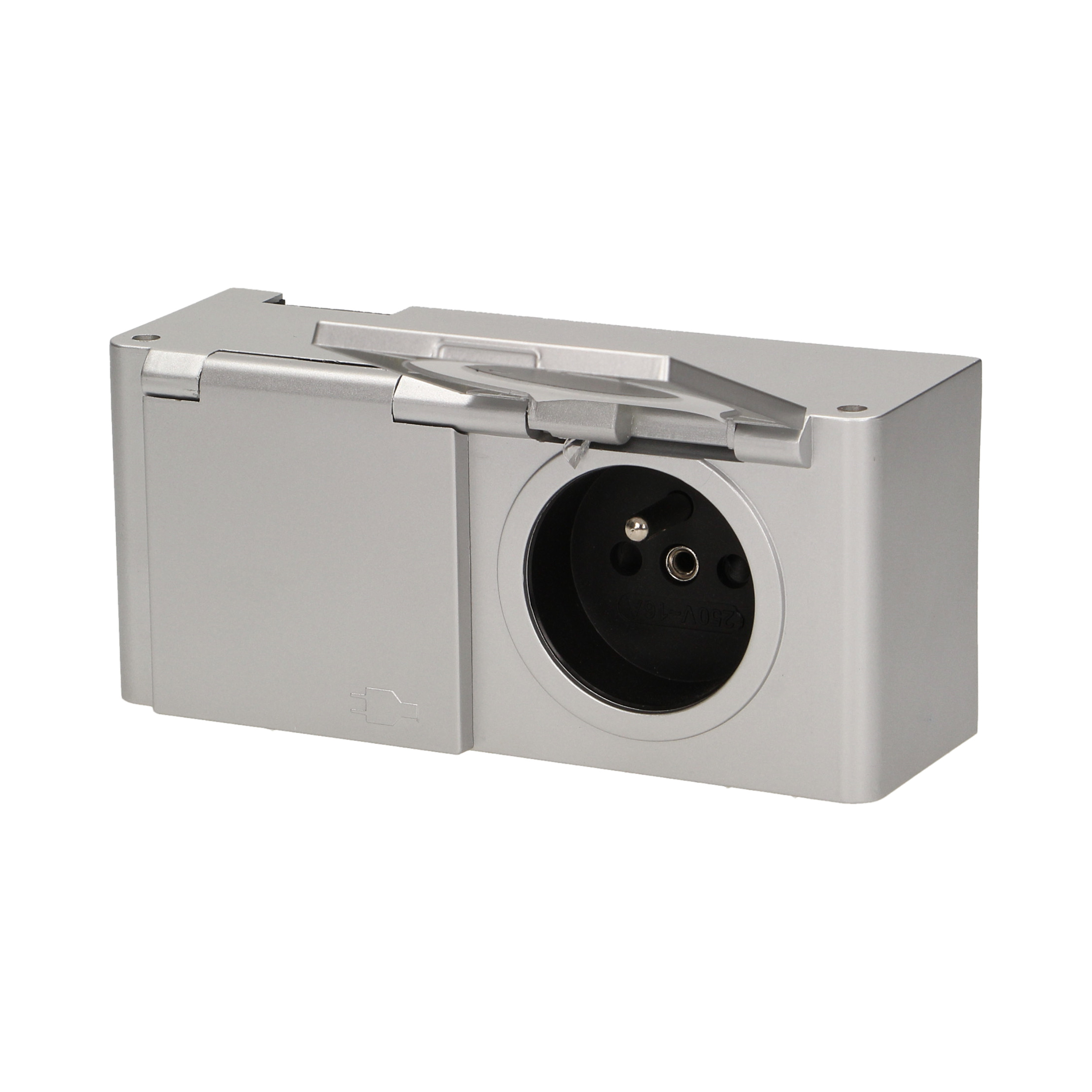 Hermetická zásuvka IP44, 2x2P+E, strieborná