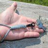 paracord přívěsek závěska na klíče barva reflex šedá