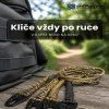 paracord přívěsek na krk plochá karabina černá.