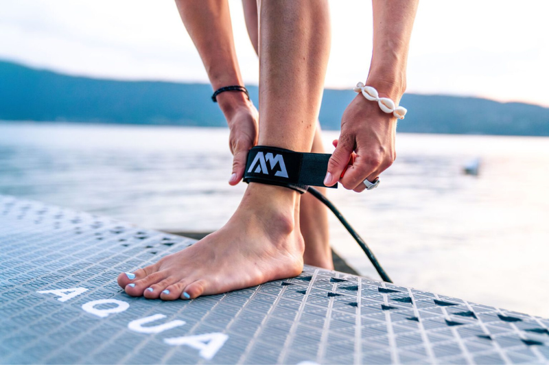 aqua marina blaze leash na nohu paddleboardy.cz