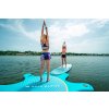 Yoga dock nafukovaci platforma aqua marina obrazek na vode