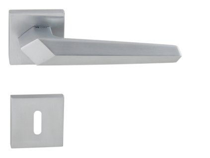 CE - SATA - HR