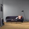 vinylova podlaha parador basic 2 0 dub 1730779 v interieri s pohovkou