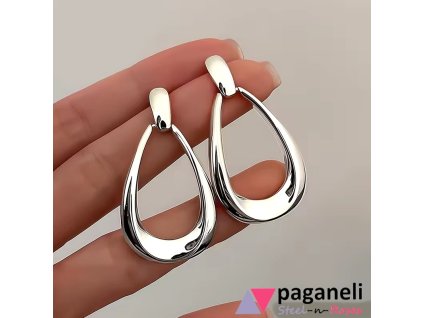 Elegantní dámské náušnice z nerezové oceli 316L ve stříbrné barvě, kapkovitý tvar s vysokým leskem – hypoalergenní šperk.
