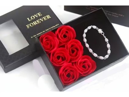 Vyroben z nerezové oceli třídy 316 s povrchovou úpravou bílé barevné pasivace.