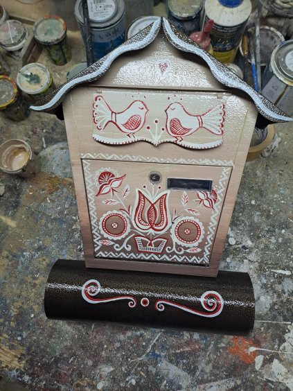 Maľovaná schránka - Len pre dobré správy