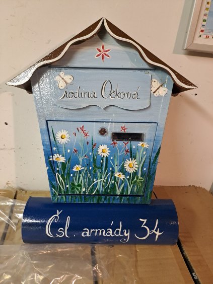 Painted Mailbox - meadow flowers 041