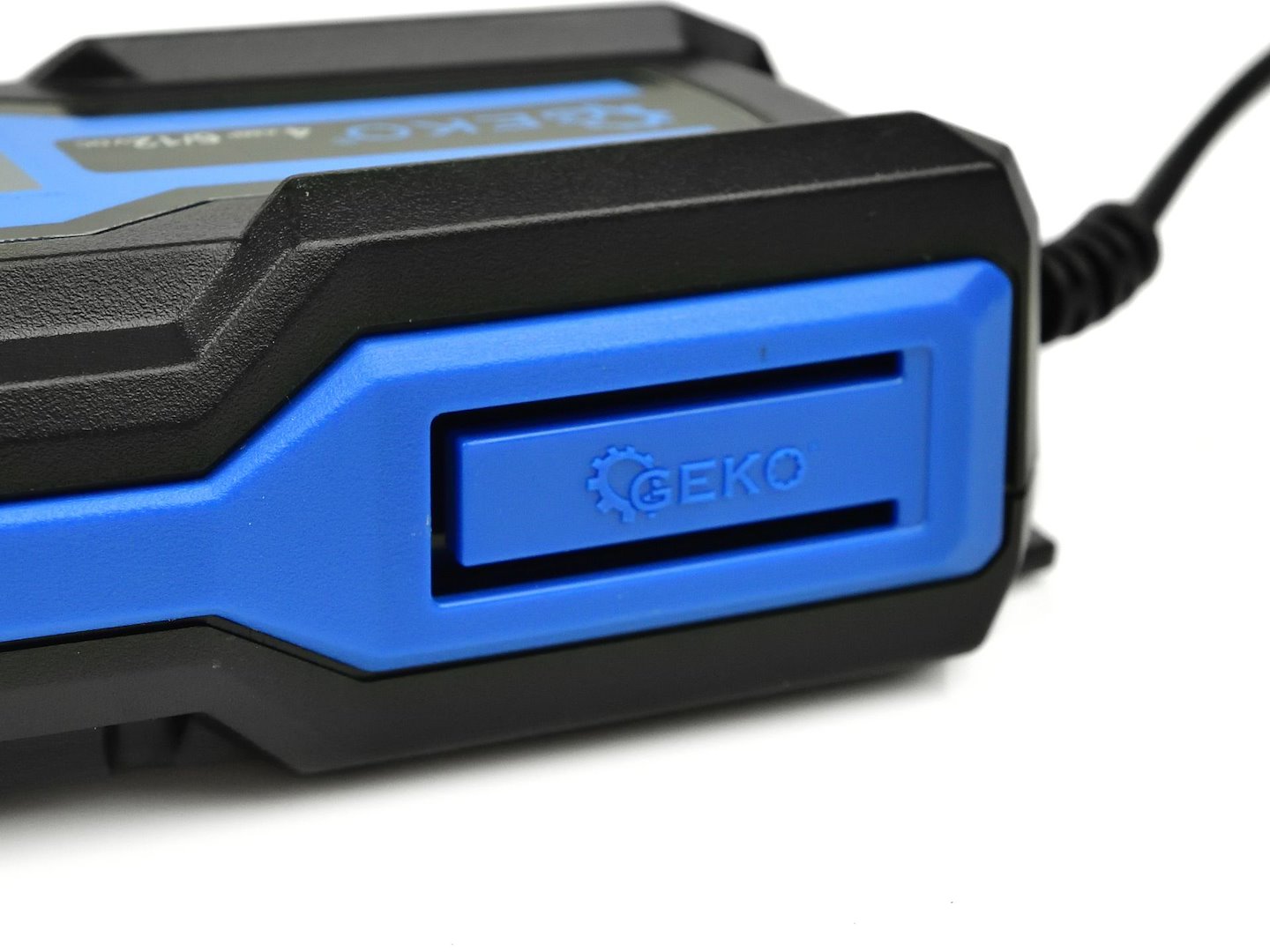 Automatický nabíječ Geko SPEED – použití v dílně