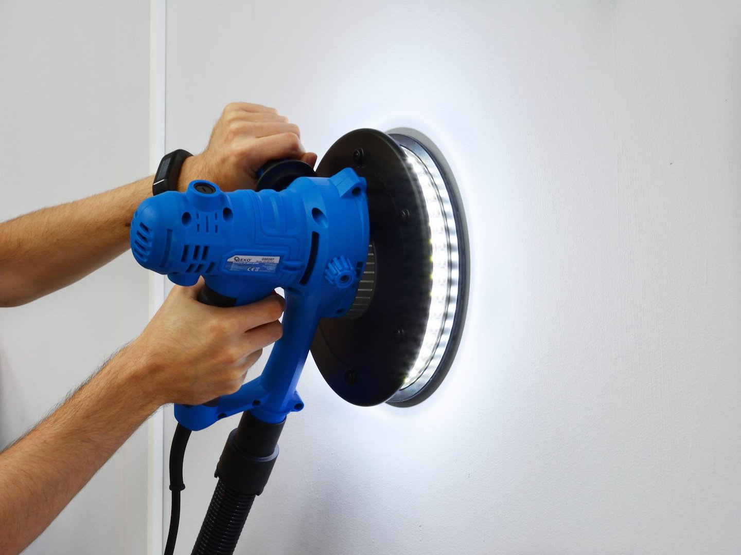 Bruska na omítku 190 mm LED Geko – broušící deska 190 mm