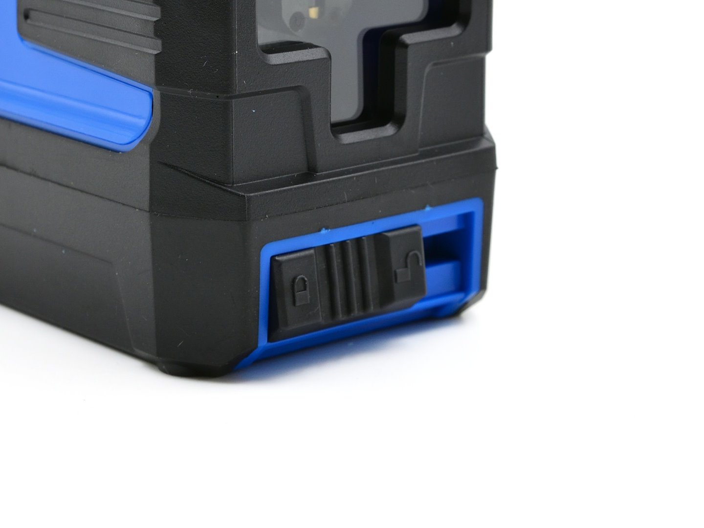 Křížový laser Geko Basic 24 – nasazení na stativ
