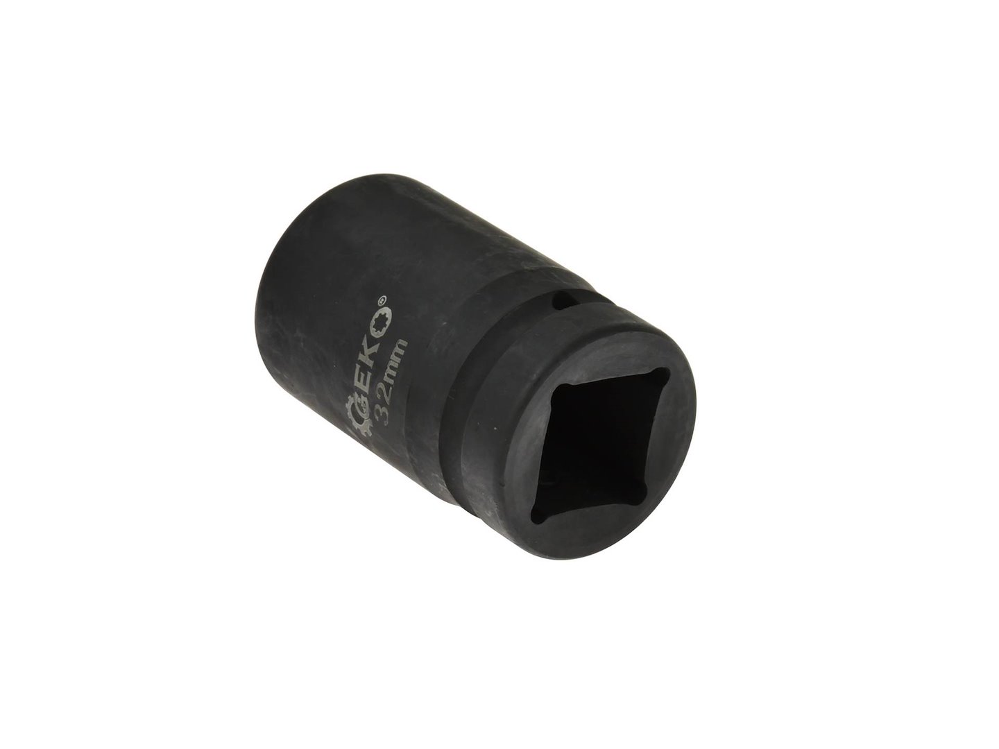 Nástrčák 1 palec 32 mm černý – detail černého matného povrchu