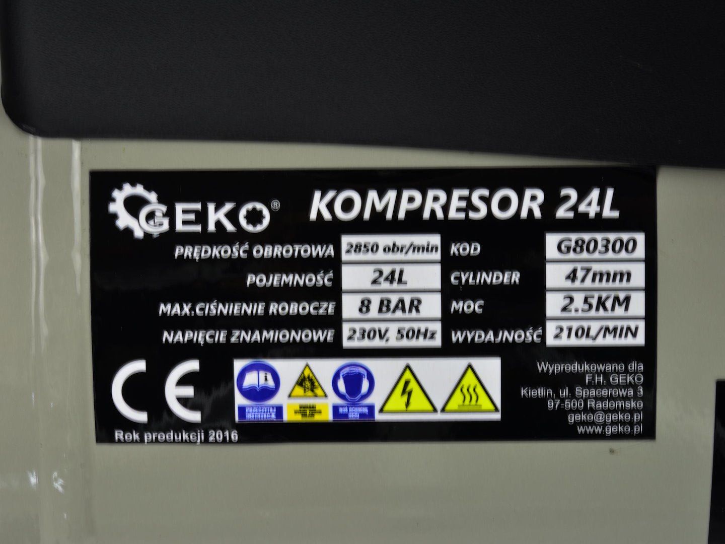 Olejový kompresor 24 l – Geko G80300 7