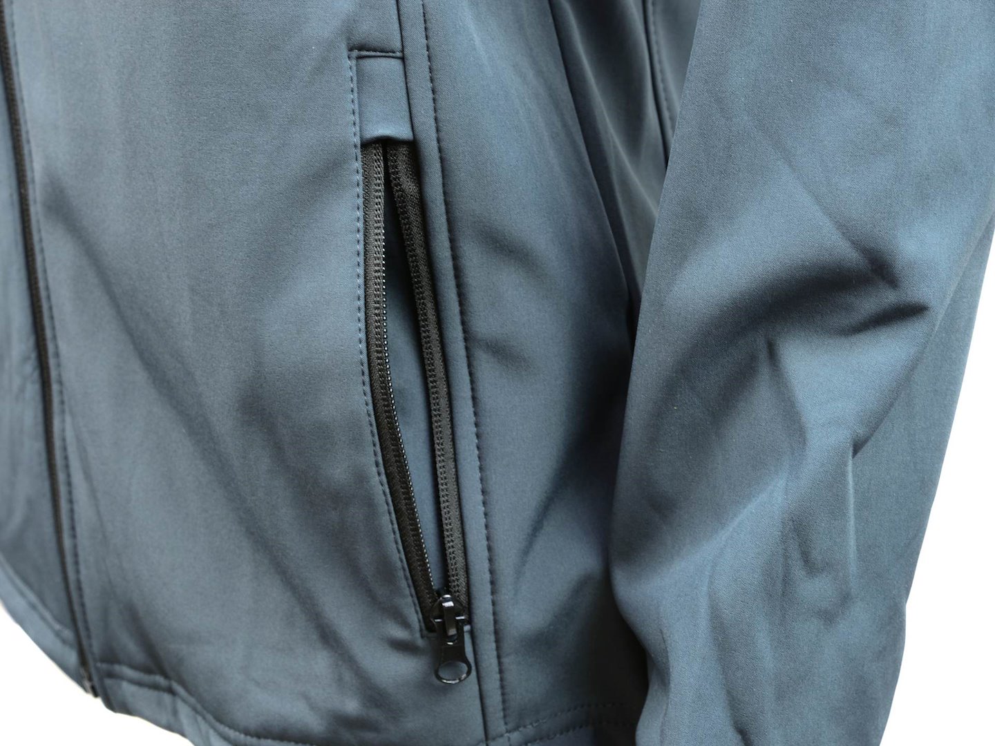 Softshellová bunda Geko Tvardy velikost S – detail manžety na suchý zip